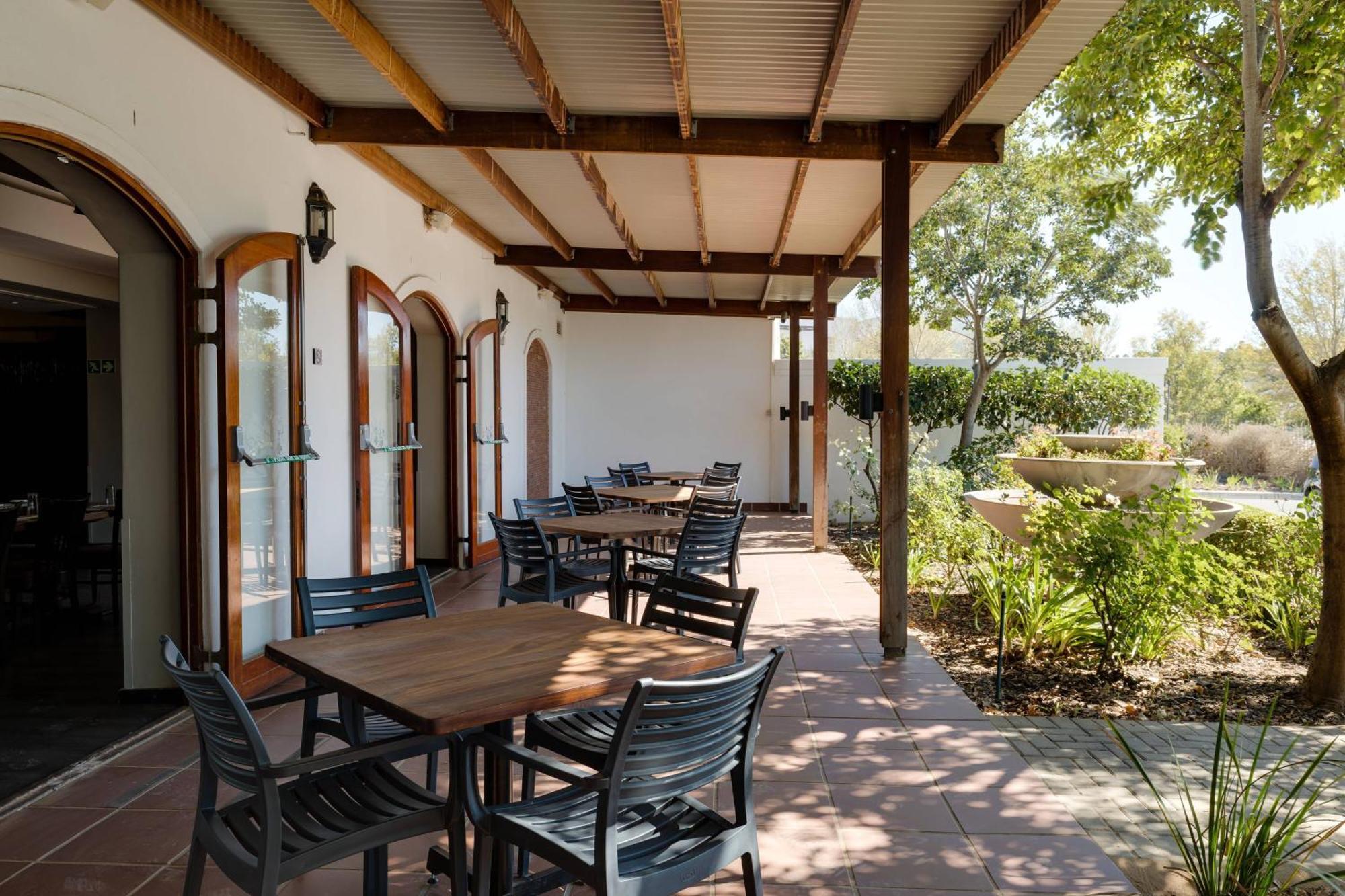 Protea By Marriott Cape Town Durbanville 3* Bellville
